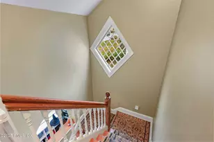 34 Bradley Pl, Stamford, CT 06905 - Photo 28