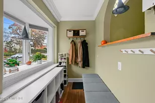 34 Bradley Pl, Stamford, CT 06905 - Photo 6