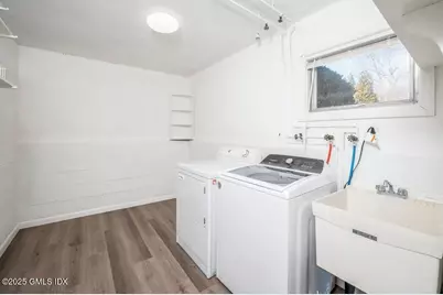 19 Bayside Terrace, Greenwich, CT 06878 - Photo 16