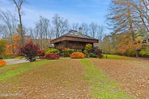 198 E Middle Patent Rd, Greenwich, CT 06831 - Photo 46
