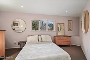 198 E Middle Patent Rd, Greenwich, CT 06831 - Photo 28