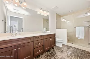 77 Havemeyer Ln, Stamford, CT 06902 - Photo 20