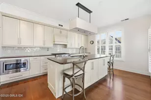 77 Havemeyer Ln, Stamford, CT 06902 - Photo 4