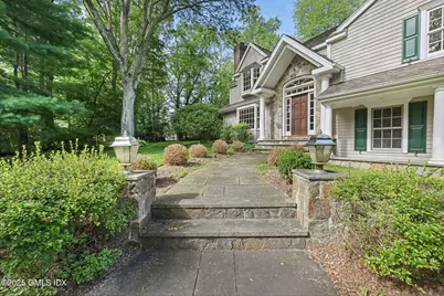 12 Wooddale Road, Greenwich, CT 06830 - Photo 2