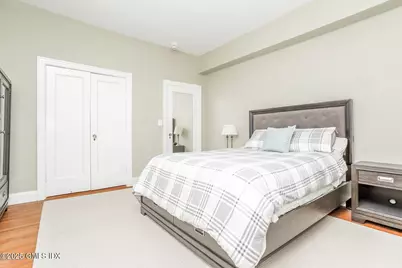 47 Lafayette Place #6J, Greenwich, CT 06830 - Photo 16