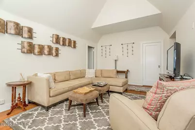 47 Lafayette Place #6J, Greenwich, CT 06830 - Photo 8