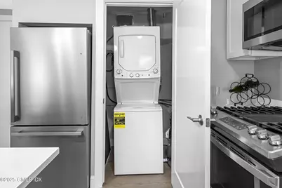 168 N Water Street #3L, Greenwich, CT 06830 - Photo 6