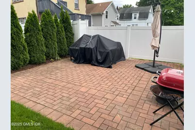 48 Richland Road, Greenwich, CT 06830 - Photo 4