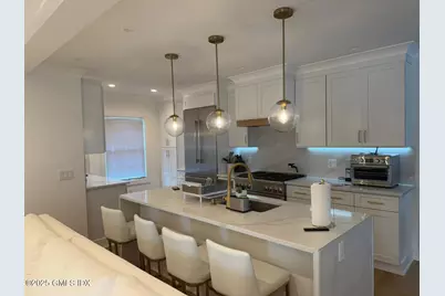 28 Columbus Avenue, Greenwich, CT 06830 - Photo 6