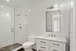 409 Greenwich Ave, Greenwich, CT 06830 - Photo 12