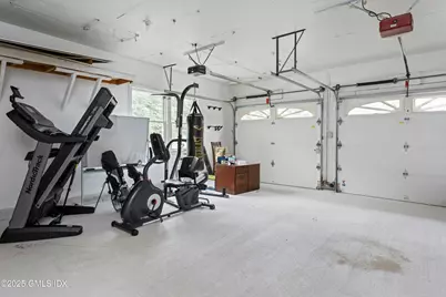 1020 North Street, Greenwich, CT 06831 - Photo 28