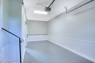 66 Ute Pl, Greenwich, CT 06830 - Photo 14