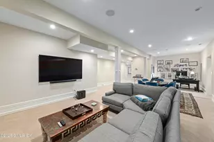 15 Dearfield Ln, Greenwich, CT 06831 - Photo 24