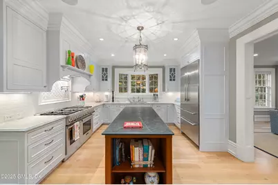 15 Dearfield Lane, Greenwich, CT 06831 - Photo 10