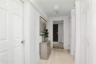 6 Meadowbank Rd, Old Greenwich, CT 06870 - Photo 20