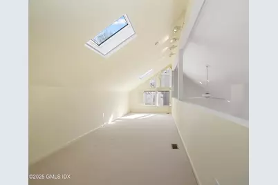 505 W Lyon Farm Drive #505, Greenwich, CT 06831 - Photo 14