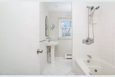 47 Valley Road #B3, Greenwich, CT 06807 - Photo 12