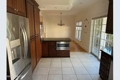 32 Harold Street #B, Greenwich, CT 06807 - Photo 8