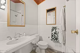 12 Sawmill Ter, Greenwich, CT 06830 - Photo 16