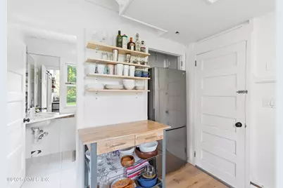 111 Byram Shore Road, Greenwich, CT 06830 - Photo 20