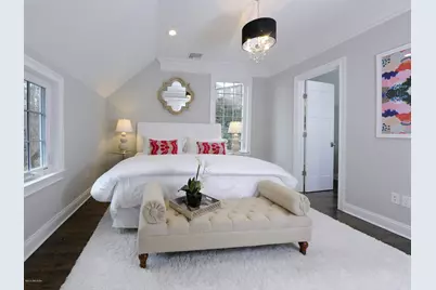 200 Davis Avenue, Greenwich, CT 06830 - Photo 18