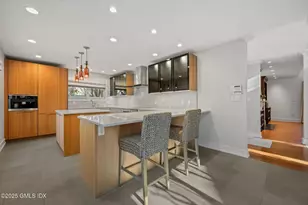 33 E Lyon Farm Dr, Greenwich, CT 06831 - Photo 4