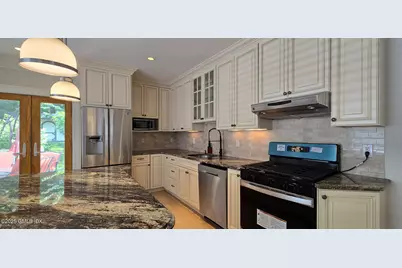 189 Henry Street #A, Greenwich, CT 06830 - Photo 8