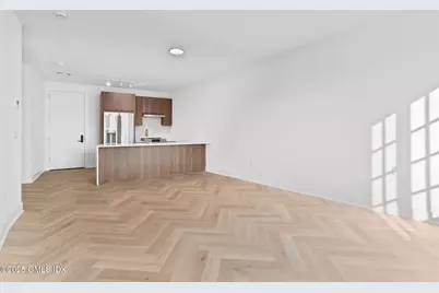 100 E Putnam Avenue #210, Greenwich, CT 06807 - Photo 10