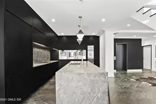 9 Lafayette Ct, Greenwich, CT 06830 - Photo 6