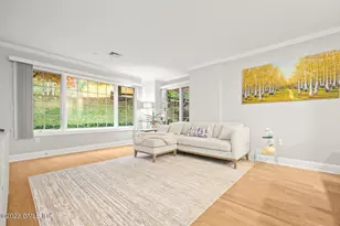 2 Homestead Ln, Greenwich, CT 06831 - Photo 4