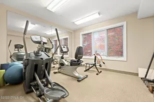 2 Homestead Ln, Greenwich, CT 06831 - Photo 12