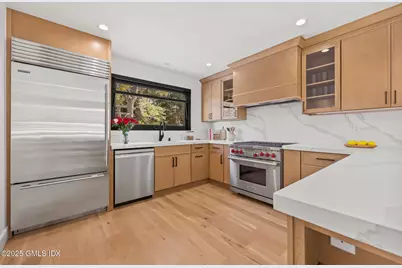 18 Sound Beach Avenue, Old Greenwich, CT 06870 - Photo 10