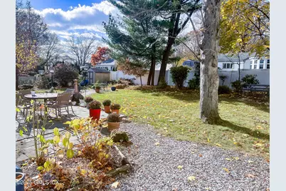 84 Havemeyer Lane, Old Greenwich, CT 06870 - Photo 2