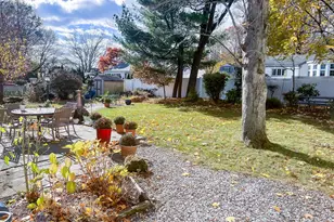 84 Havemeyer Ln, Old Greenwich, CT 06870 - Photo 2