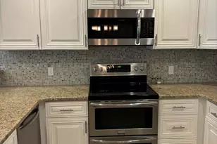 1465 E Putnam Ave, Old Greenwich, CT 06870 - Photo 4