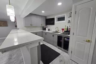 20 Norman Rd, Stamford, CT 06906 - Photo 20