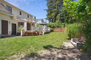 20 Norman Rd, Stamford, CT 06906 - Photo 28