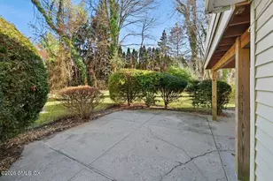 48 Meyer Pl, Greenwich, CT 06878 - Photo 30