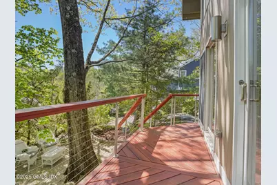 228 Pemberwick Road, Greenwich, CT 06831 - Photo 10
