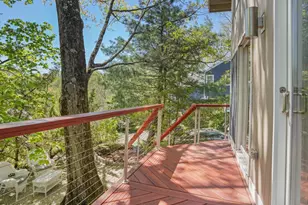 228 Pemberwick Rd, Greenwich, CT 06831 - Photo 10