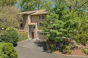 228 Pemberwick Rd, Greenwich, CT 06831 - Photo 2