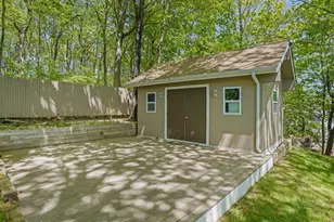 228 Pemberwick Rd, Greenwich, CT 06831 - Photo 28