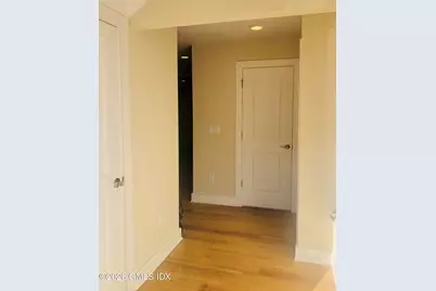 180 Hamilton Avenue #C, Greenwich, CT 06830 - Photo 2