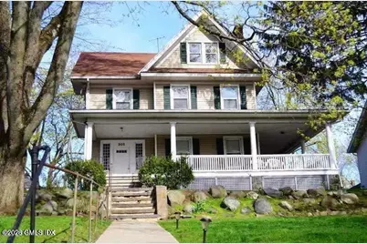 305 Milbank Avenue #3, Greenwich, CT 06830 - Photo 1