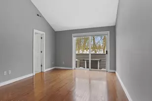 453 E Putnam Ave, Greenwich, CT 06807 - Photo 12