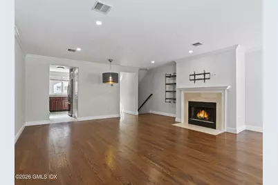 453 E Putnam Avenue #4H, Greenwich, CT 06807 - Photo 4