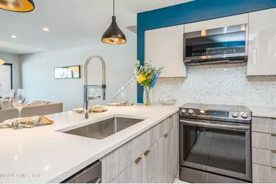 11 River Road #112, Greenwich, CT 06807 - Photo 6