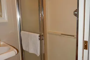 7 Whitney Dr, Greenwich, CT 06831 - Photo 10