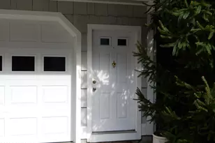 7 Whitney Dr, Greenwich, CT 06831 - Photo 2