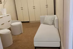 22 Coachlamp Ln, Greenwich, CT 06830 - Photo 4